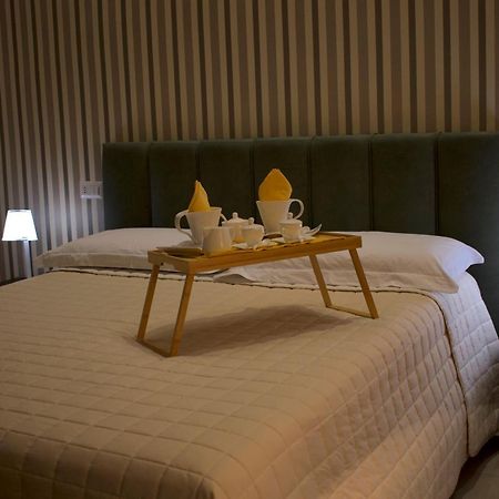 Astrea Apartment Napoli Bagian luar foto